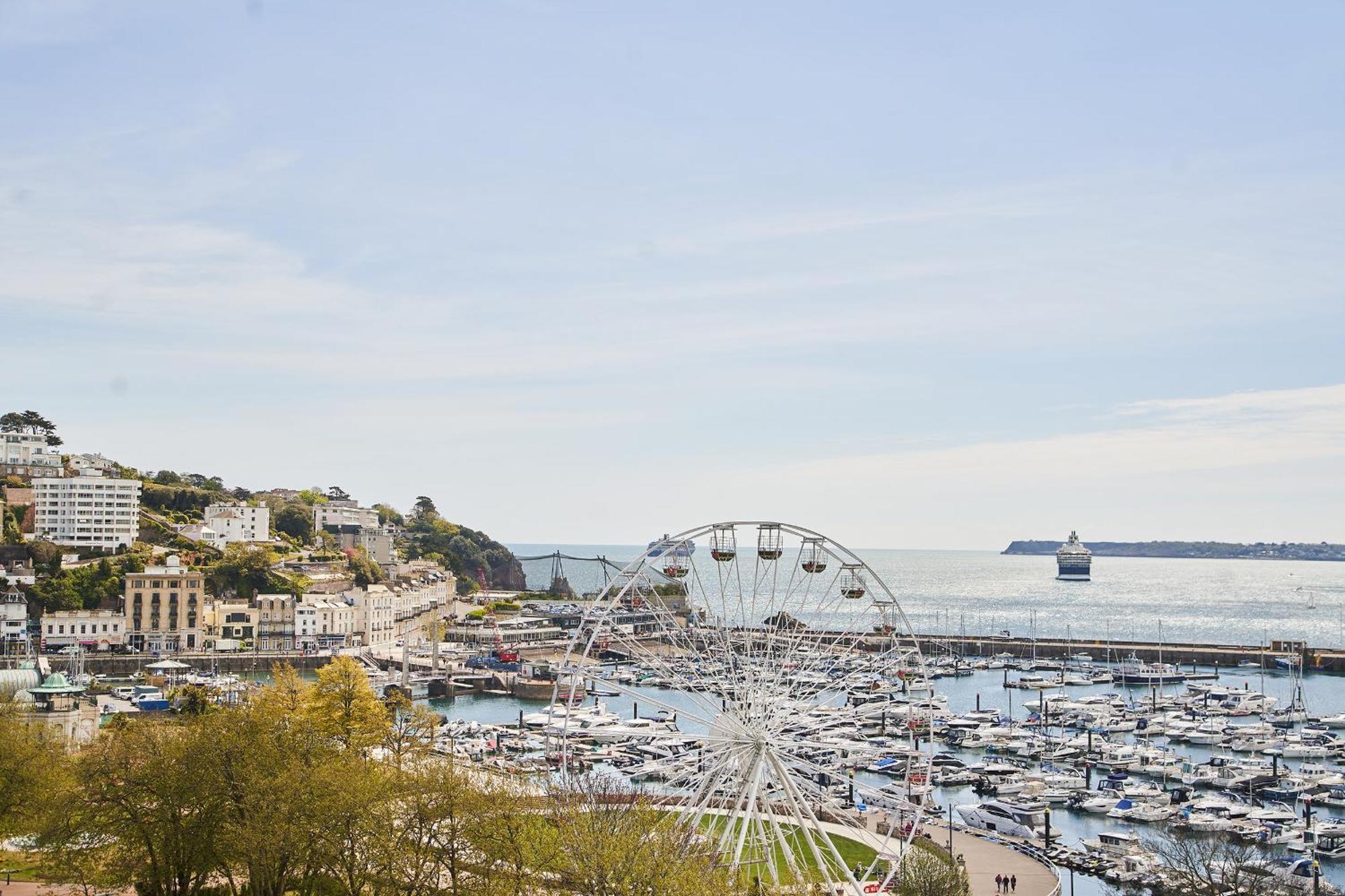 Апартаменты Harbour Breeze - Contemporary Waterside Bolthole On Torquay'S Iconic Marina Экстерьер фото
